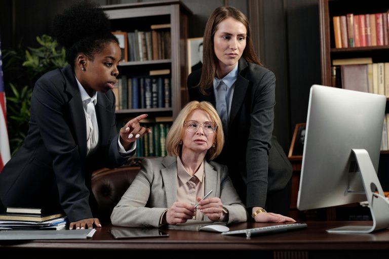 6 Essential Benefits of Managed IT Services for Law Firms